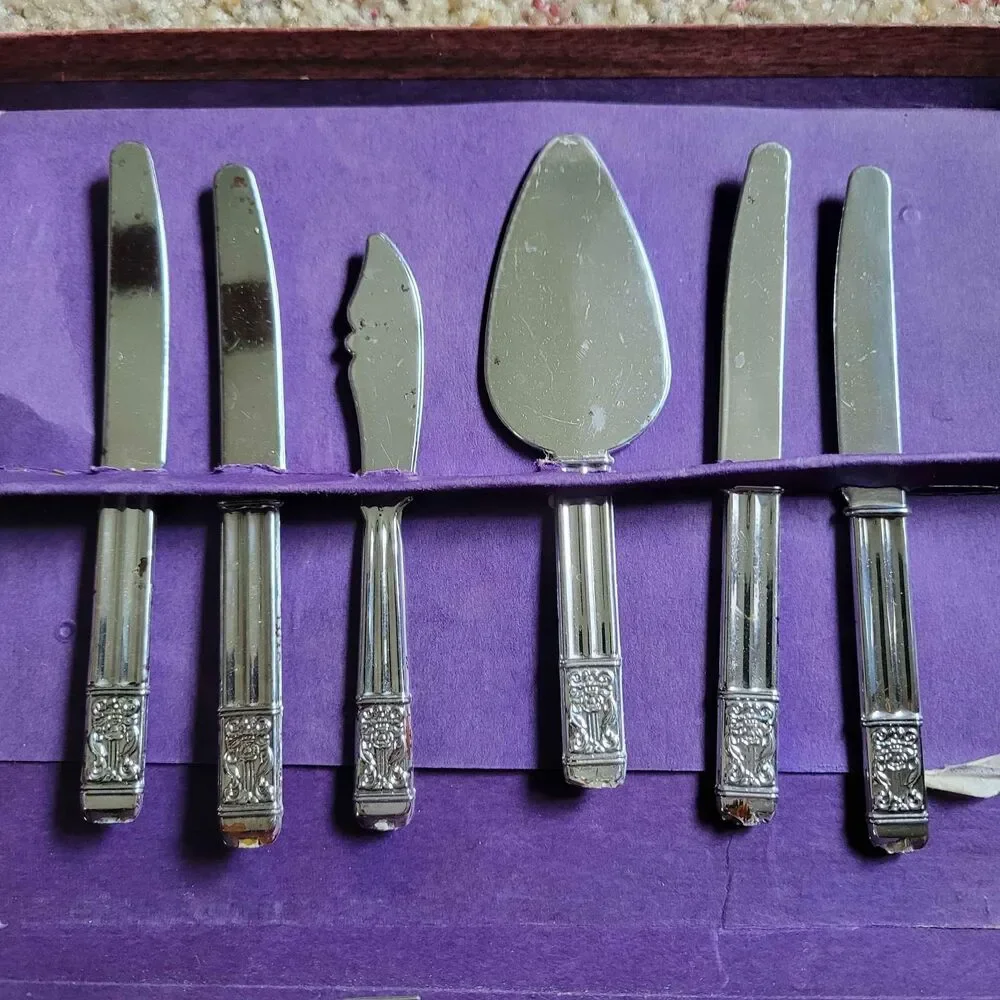 Vintage Banner Metalton Junior Tableware READ DESCRIPTION